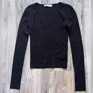 ZARA Thick Material Black Cut-Out Sweater Size M